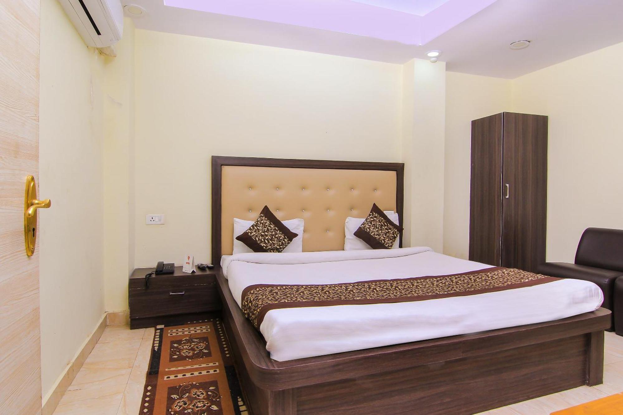Oyo Flagship Hotel Cz Near Phoenix United Lucknow Luaran gambar